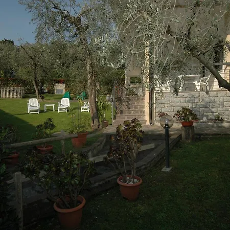 La Corte Di Magu